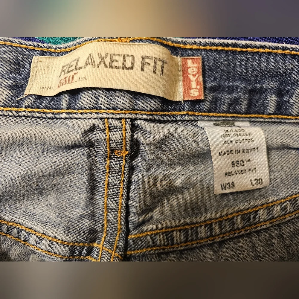 Levi's 550 Relaxed Fit Classic Blue Denim Jeans W38 L30 - Picture 6 of 7